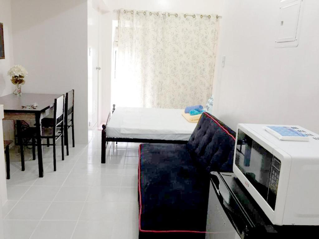 Cityland Tagaytay Taal Lake View City View Free Pool Parking Studios With Balcony Are City View Tagaytay City Exteriör bild