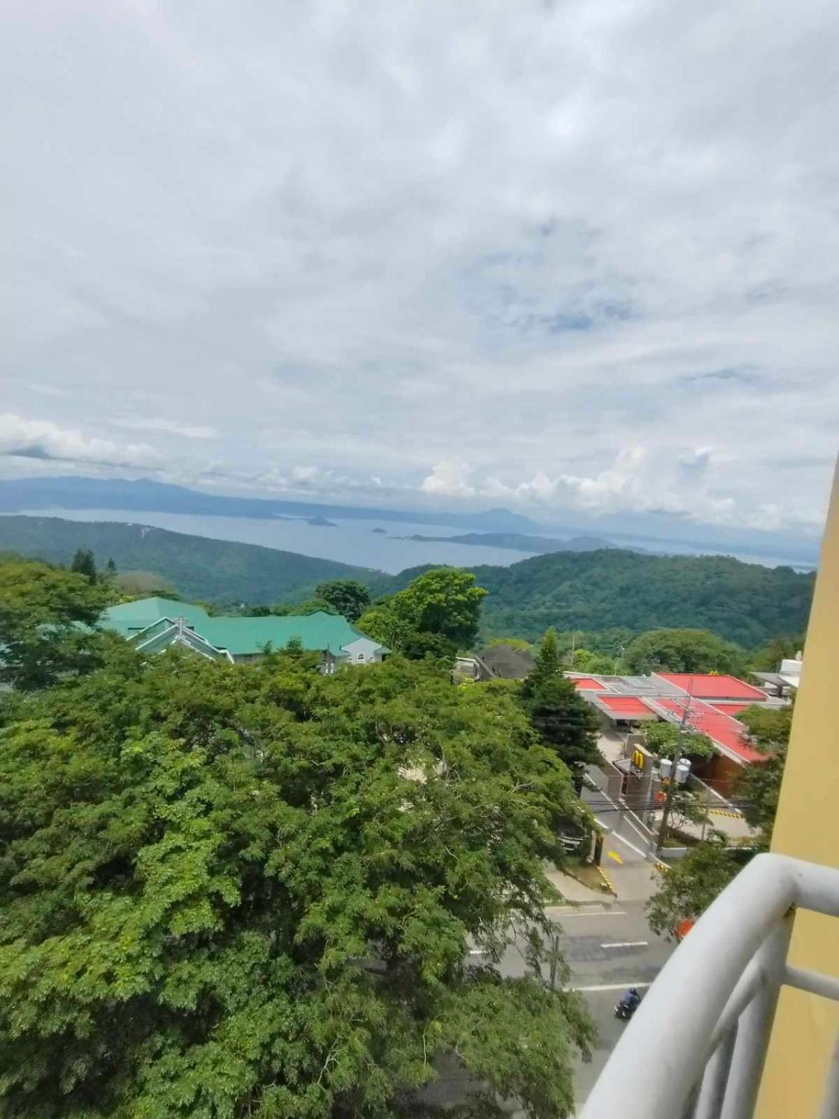 Cityland Tagaytay Taal Lake View City View Free Pool Parking Studios With Balcony Are City View Tagaytay City Exteriör bild